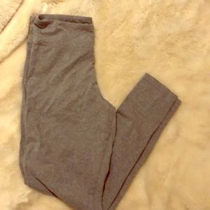 Grey leggings